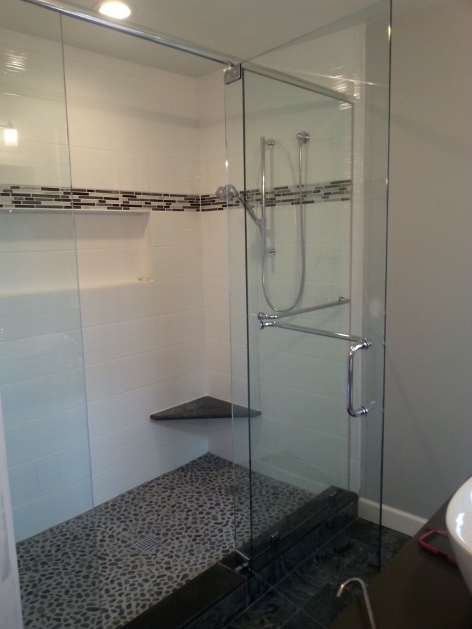 Customized Glass Shower Doors & Enclosures